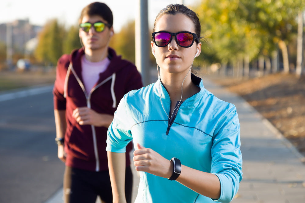 Gafas deportivas flotantes: ¿por qué superan a las de moda?